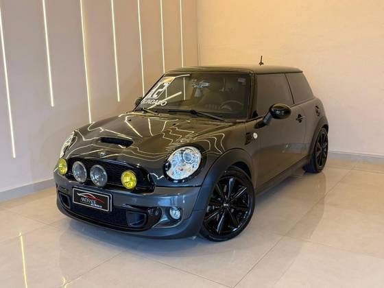 MINI COOPER 1.6 S 16V TURBO GASOLINA 2P AUTOMÁTICO MINI COOPER 1.6 S 16V TURBO GASOLINA 2P AUTOMÁTICO